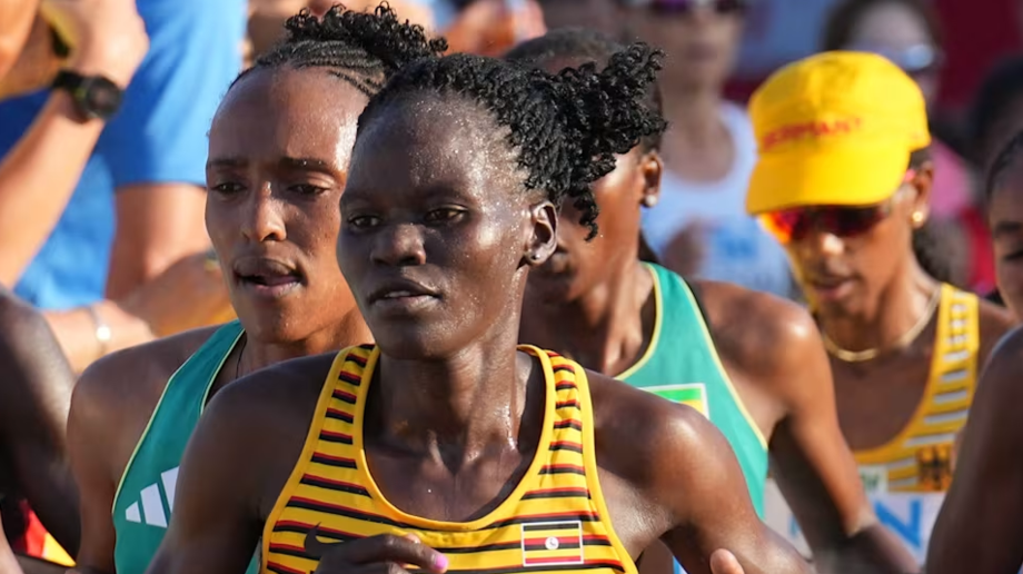 Maratonista olímpica de Uganda morre após sofrer queimaduras em ataque de namorado com gasolina