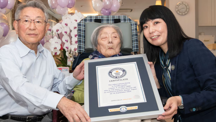 Aos 116 anos e 116 dias, Tomiko Itooka recebeu o certificado do Guinness World Records de pessoa viva mais velha do mundo. Em 16 de setembro, comemora-se o feriado de Dia do Respeito ao Idoso no Japão.