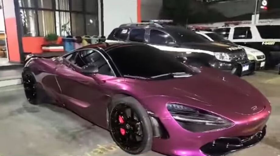 McLaren 720S Coupé roxa avaliada em R$ 3 milhões foi comprada parcelada por Deolane.