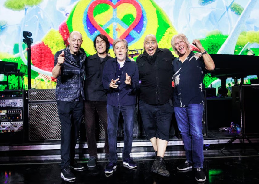 Paul e sua banda de longa data se prepara para shows no Brasil