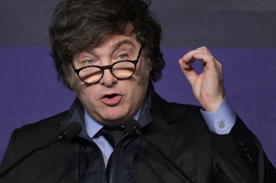 Javier Milei vetou a reforma do sistema de aposentadorias e pensões promovida pela oposição