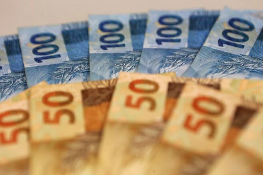 Em 12 meses até julho, Governo Central apresenta déficit de R$ 233,3 bilhões, equivalente a 2,04% do PIB