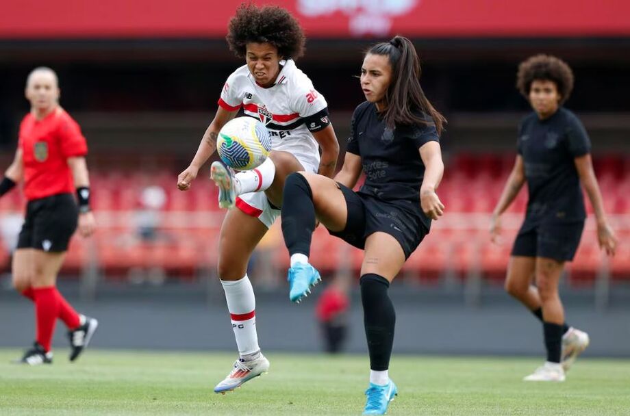Corinthians venceu o São Paulo na partida de ida da final do Campeonato Brasileiro Feminino