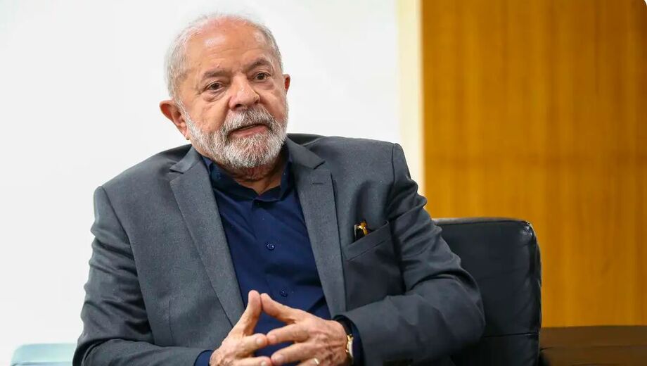 Alguém que pratica assédio não vai ficar no governo, diz Lula