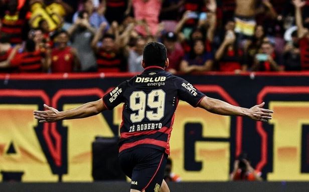 Zé Roberto faz 2 gols, Sport vira sobre o Ituano e encosta no G-4 da Série B