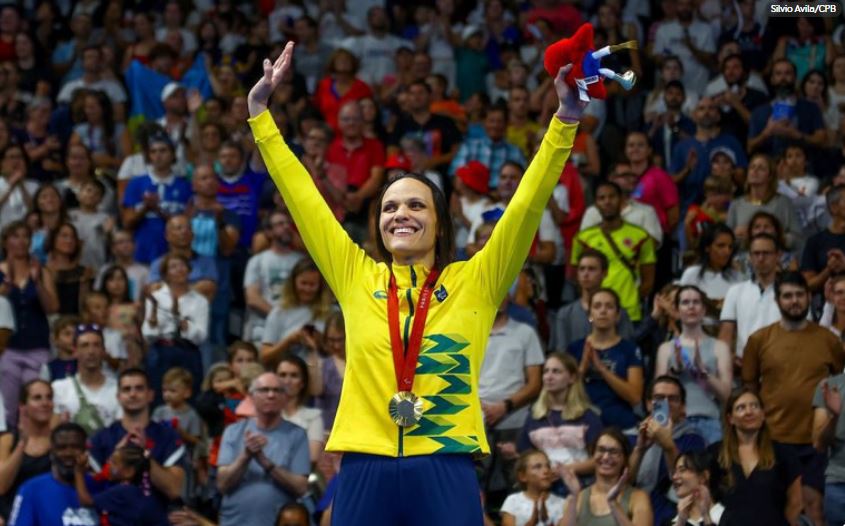 Brasil tem dobradinha no pódio nos 1500m e fecha dia com 10 medalhas na Paralimpíada