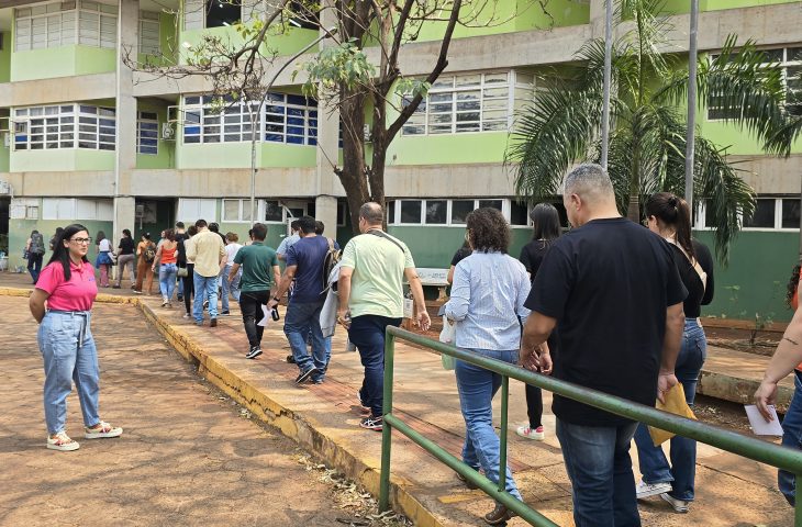 Mais de mil pessoas realizam prova objetiva do concurso da Iagro