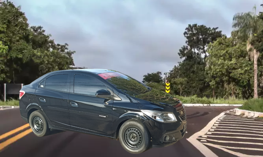 Na imagem, o carro que era dirigido por um motorista de aplicativo antes de seu desaparecimento.
