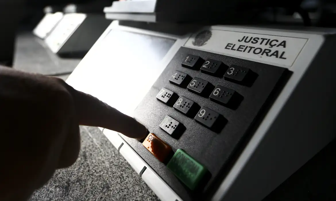 primeiro turno da eleição municipal, que terá votação para os cargos de prefeito e vice-prefeito, além de vereadores, está marcado para o próximo dia 6 de outubro