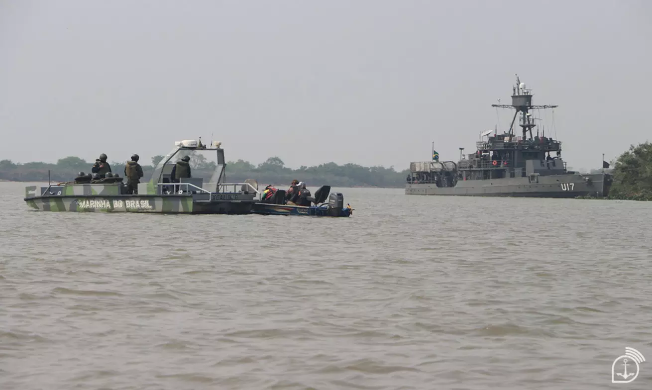 Monitor Parnaíba, o navio de guerra mais antigo em serviço no mundo, continua a patrulhar as águas brasileiras como parte da Operação Ágata Oeste. U