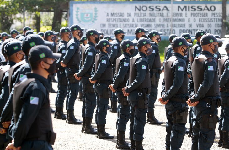 Neste período foram oferecidas tanto instruções teóricas quanto práticas sobre atividades policiais militare