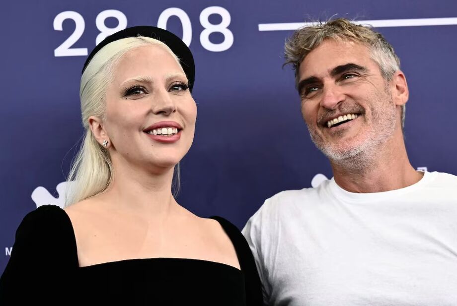 Estrelas de 'Coringa: Delírio a Dois', Lady Gaga e Joaquin Phoenix posam para fotos na 81ª edição do Festival de Veneza. Filme estreia no evento nesta quarta-feira, 4