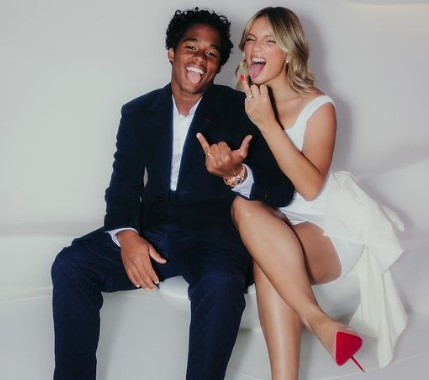 Ao longo dos últimos meses, o atacante deu indícios do desejo de se casar com Gabriely