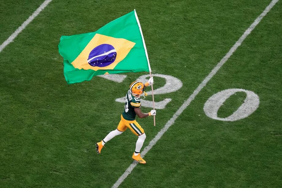 Torcedores avaliaram positivamente partida da NFL no Brasil