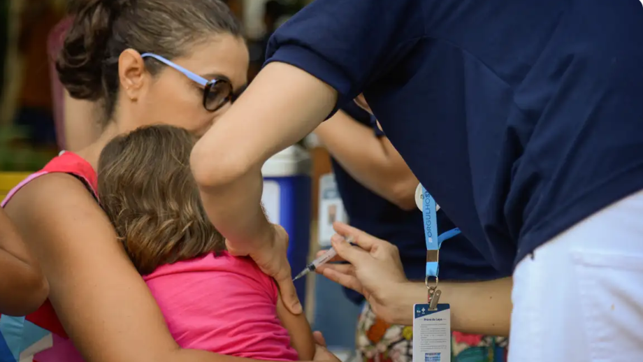 Pesquisa mostra falta de vacinas em mais de 1,5 mil municípios