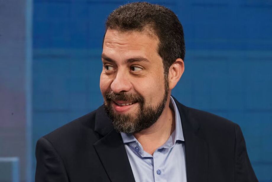 Boulos explora BO de esposa de Nunes e é criticado por apoiadores: 'Não se rebaixe'