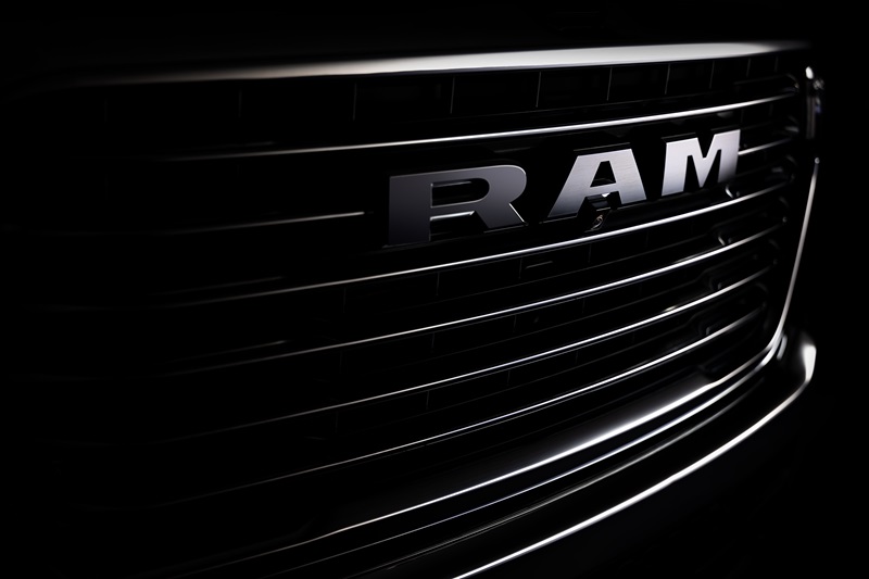 A Nova Ram 1500 está prestes a redefinir o conceito de picapes grandes no Brasil, prometendo potência de sobra e o conforto de um carro de luxo.