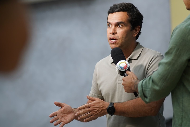 Beto Pereira opta por neutralidade no segundo turno em Campo Grande, criticando populismo das candidatas e reafirmando compromisso com as reformas para a cidade.