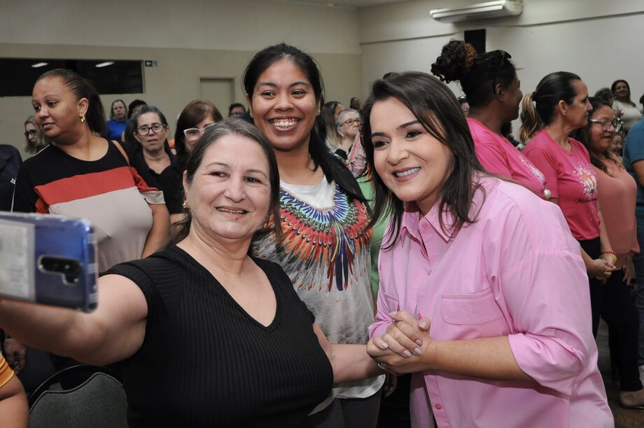 Candidata à reeleição, Adriane Lopes promete ampliar eventos culturais e espaços dedicados ao artesanato em Campo Grande