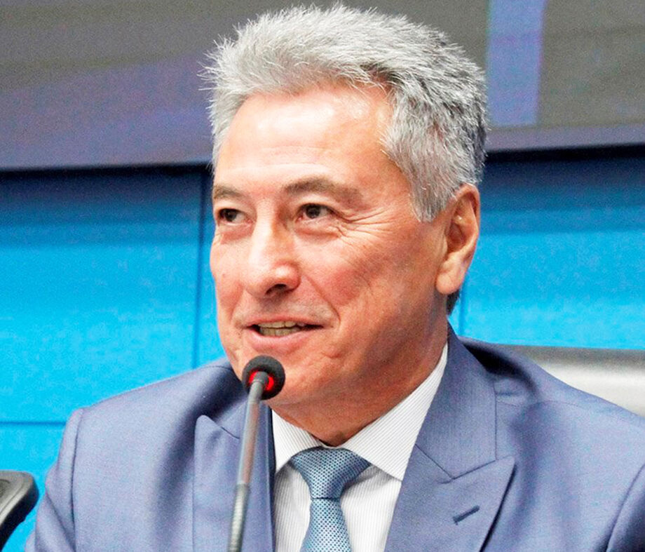 Deputado Roberto Hashioka