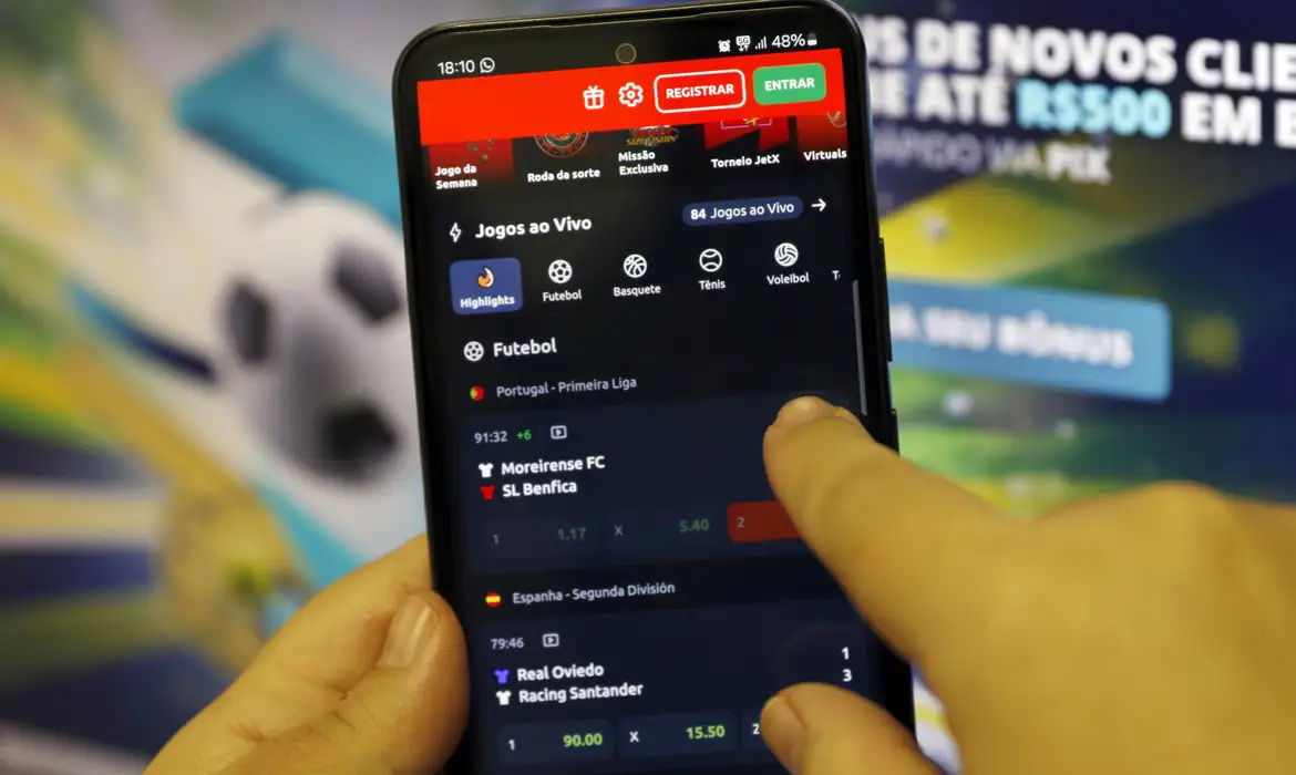 Governo deve arrecadar entre R$ 3 bilhões e R$ 3,4 bilhões com bets em 2024