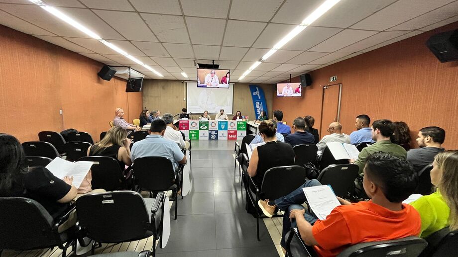 Moradores de Campo Grande participam de audiência pública para discutir o impacto de novos empreendimentos nos bairros da cidade, em evento organizado pela Planurb