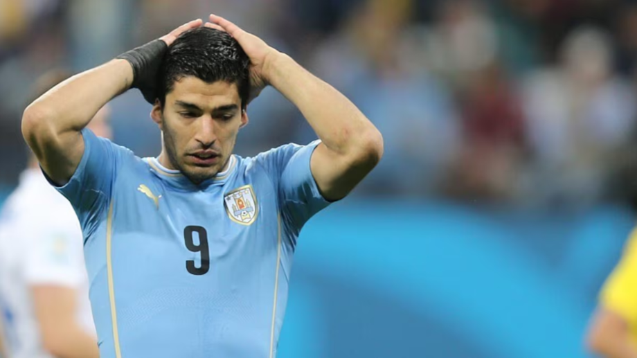 Luis Suárez criticou técnico Marelo Bielsa no comando do Uruguai.