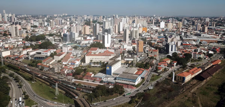 Sorocaba tem 723 mil habitantes; área onde a prefeitura quer a construção do maior prédio do mundo atualmente tem edifícios baixos