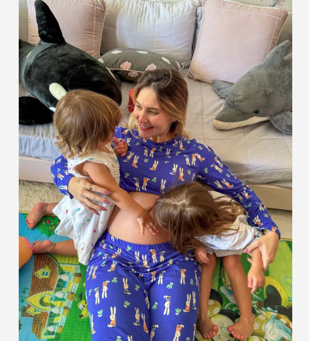 Virginia ao lado das filhas Maria Alice e Maria Flor