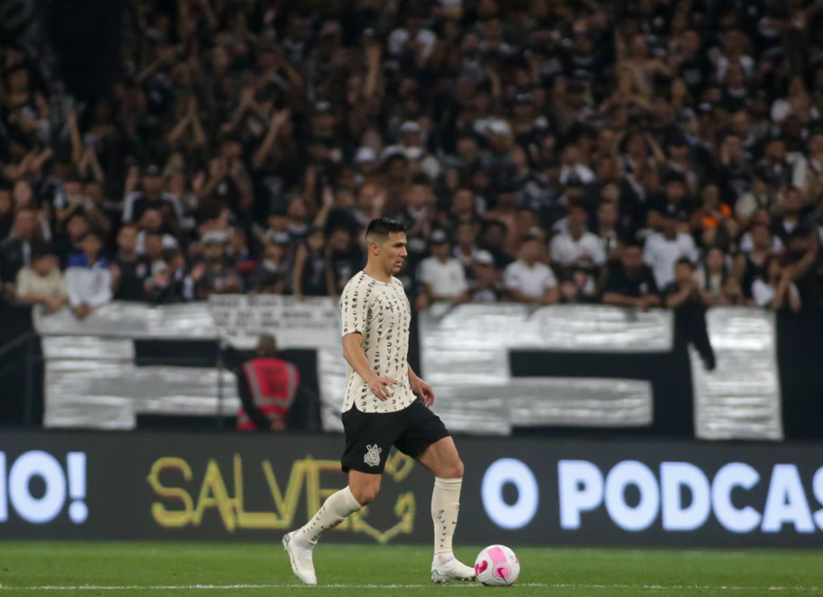 Balbuena somou duas passagens pelo Corinthians ao longo de sua carreira