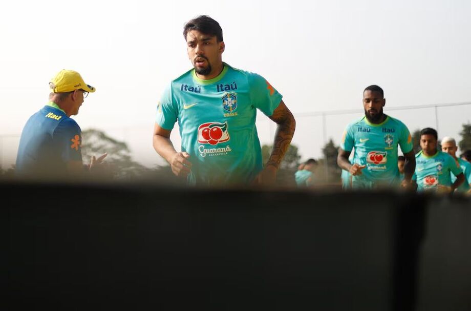 Tio de Paquetá será questionado sobre transferência a Luis Henrique, hoje no Botafogo, enquanto o atacante estava no Bétis, da Espanha.