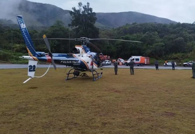 Seis pessoas morrem em queda de helicóptero do Corpo de Bombeiros