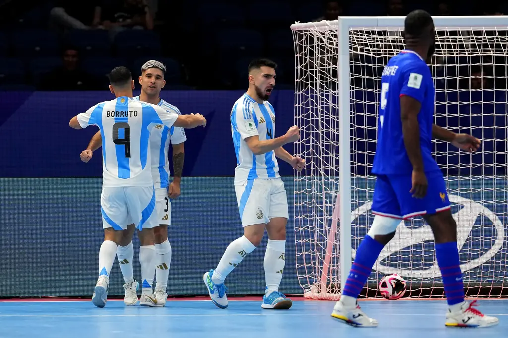 Argentina supera França no sufoco e encara o Brasil em sua 3ª final seguida da Copa do Mundo