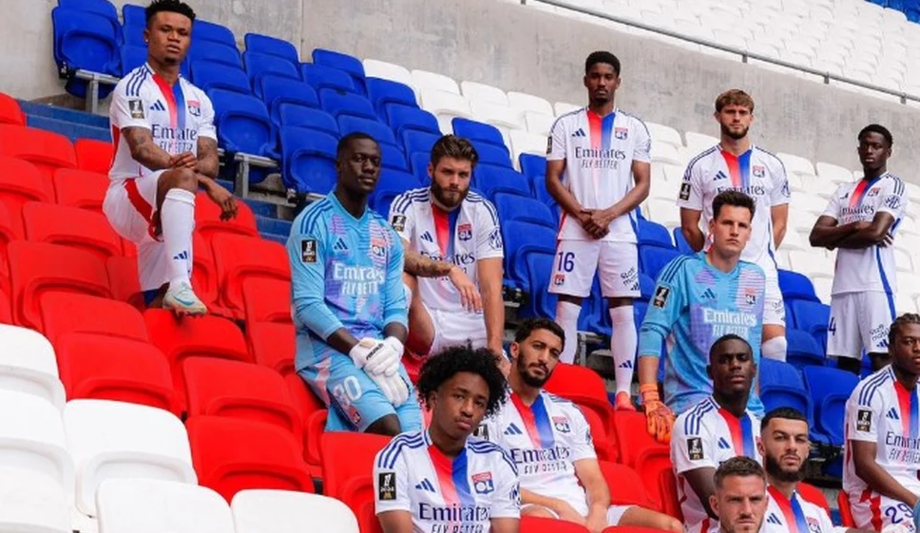 Lyon pune 19 torcedores envolvidos em confusão contra o Nantes com até 18 meses longe dos jogos
