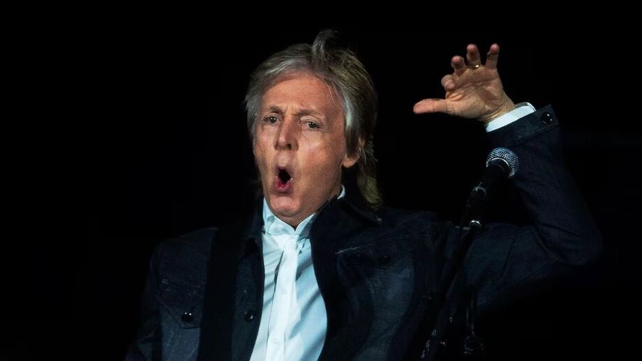Paul McCartney usou suas redes sociais para homenagear John Lennon nesta quarta-feira, 9.