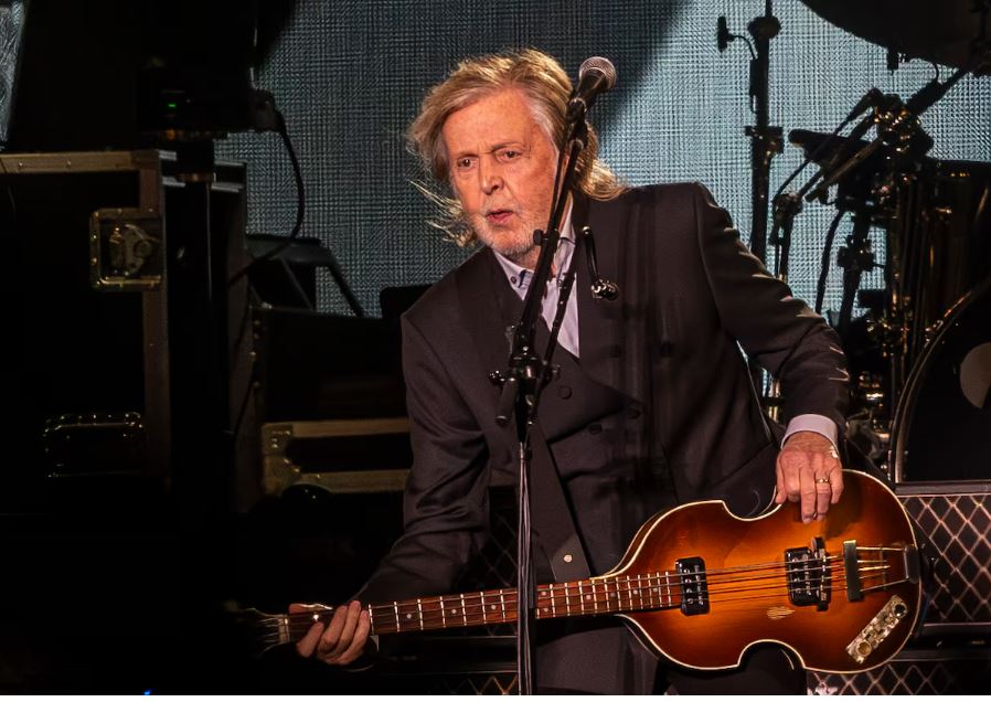 O cantor Paul McCartney se apresenta no Allianz Parque, em São Paulo