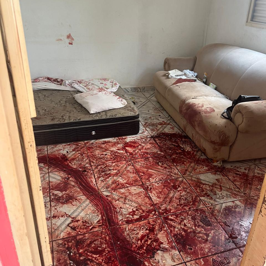 Sala da casa onde o crime ocorreu