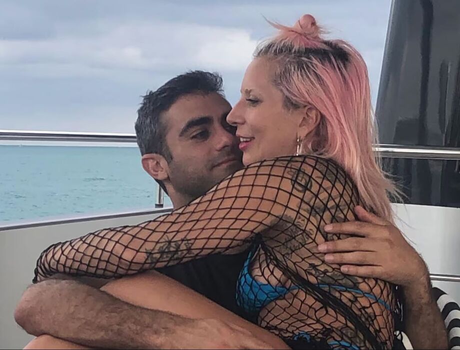 Lady Gaga e Michael Polansky em foto publicada por Gaga no Instagram em 2020