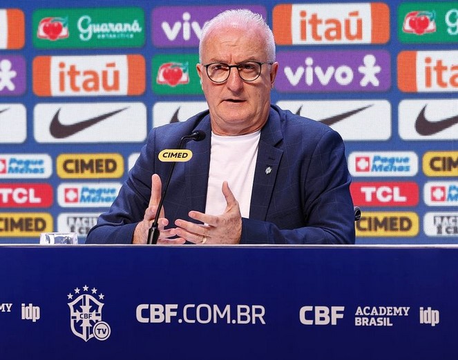 Treinador da seleção brasileira de futebol, Dorival Junior