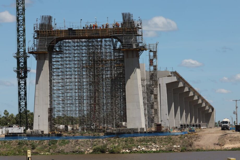  A cidade de Porto Murtinho, em Mato Grosso do Sul, está prestes a se consolidar como um dos principais polos logísticos da região com a construção de um porto multifuncional