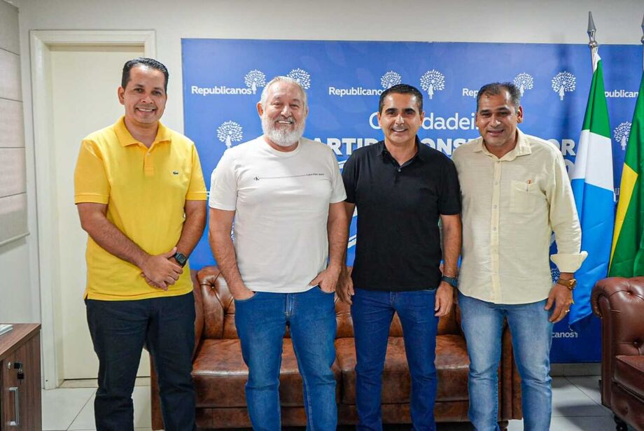 Vereador eleito Neto Santos, deputado Antonio Vaz, vereador eleito Herculano Borges e vereador Betinho