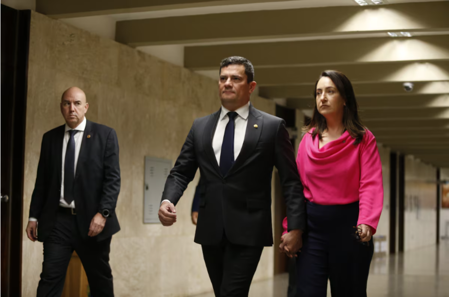 Sérgio e Rosângela Moro foram apontados por Ney Leprevost como culpados pela derrota; o senador rebateu