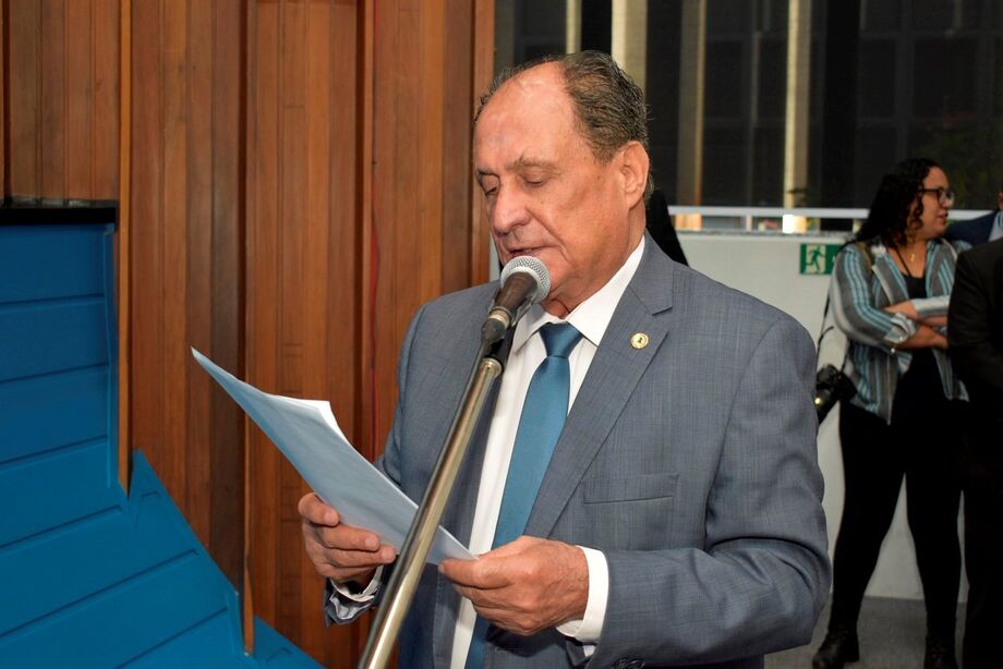 Deputado Zé Teixeira