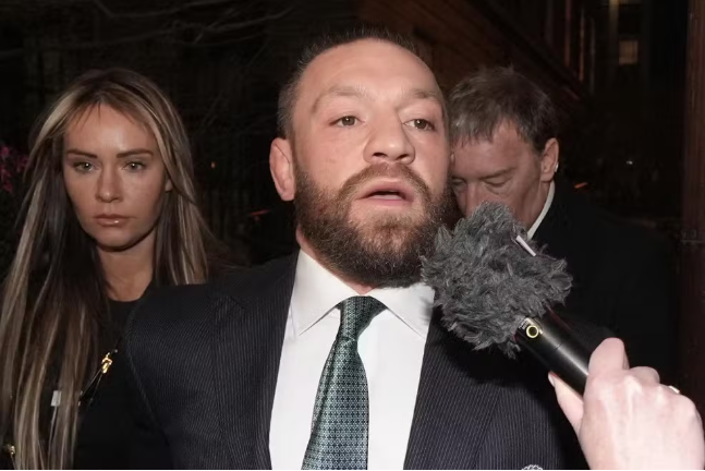 Conor McGregor é condenado por agressão sexual na Irlanda