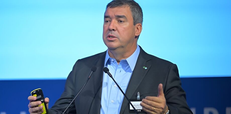 Eduardo Riedel enviou o projeto aos deputados