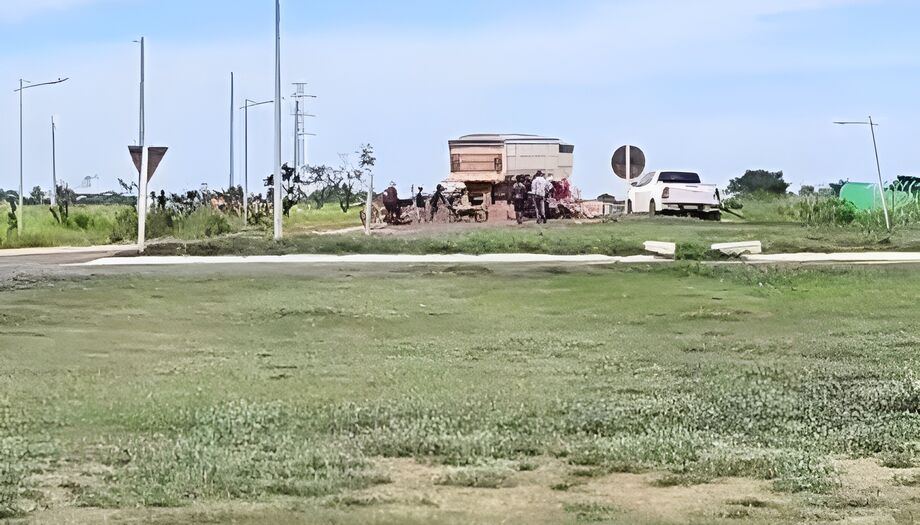 Bloqueio na MS-156 afeta o tráfego entre Dourados e Itaporã em protesto por soluções para a falta de água na Reserva Indígena.