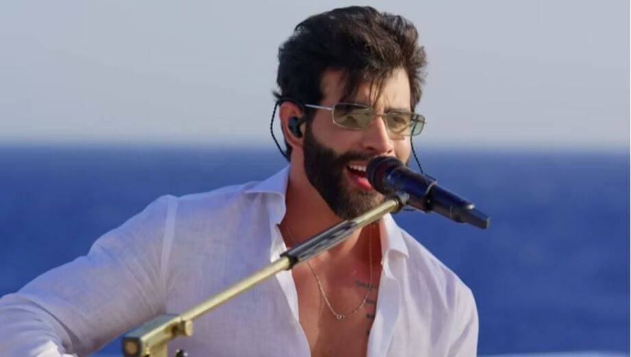 O sertanejo Gusttavo Lima gravou uma versão da música 'A Noite', que ficou conhecida no Brasil na voz da cantora Tiê.