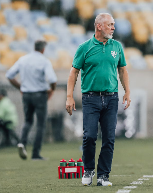 Maracanã - Fluminense enfrenta o Grêmio esta noite no Maracanã pela 32ª rodada do Campeonato Brasileiro 2024.