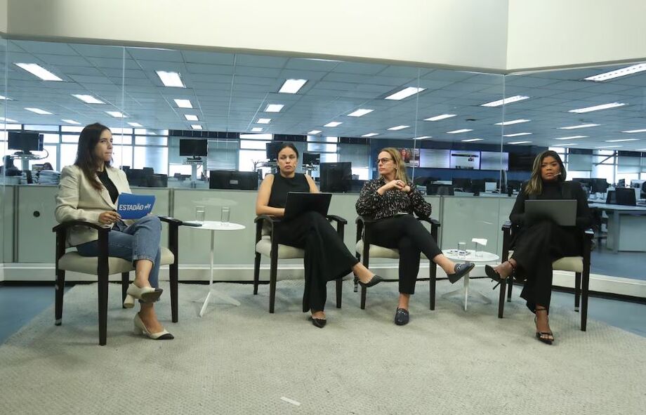 Debatedoras participam de painel sobre obstrução às candidaturas femininas durante o 9º Seminário Caminhos contra a Corrupção, promovido pelo Inac e pelo Estadão