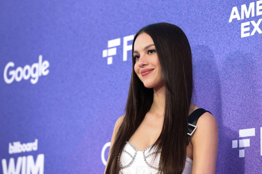 Olivia Rodrigo fará show em Curitiba; veja data, valores e como comprar